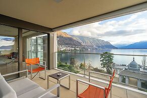 Montreux Lake View Apartments and Spa