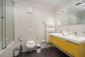 Montreux Lake View Apartments and Spa