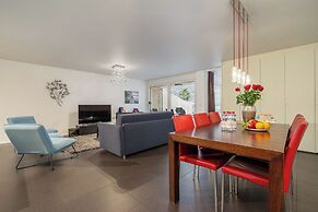 Montreux Lake View Apartments and Spa