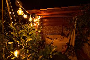 Eden Lilli - B & B Cartoceto