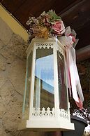 Eden Lilli - B & B Cartoceto