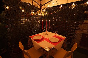 Eden Lilli - B & B Cartoceto