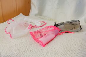 Eden Lilli - B & B Cartoceto