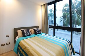 Menesse on the Beach