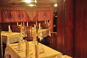 Hotel Petr Perviy