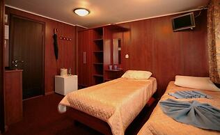 Hotel Petr Perviy