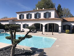 Hotel La Bastide Saint Martin