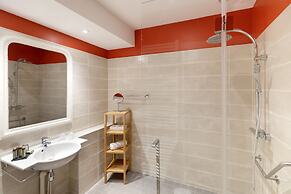 Hotel La Bastide Saint Martin