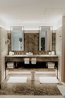 Four Seasons Hotel Montreal