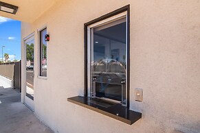 Motel 6 Moreno Valley, CA - Perris