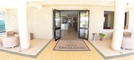 Hotel Excelsior
