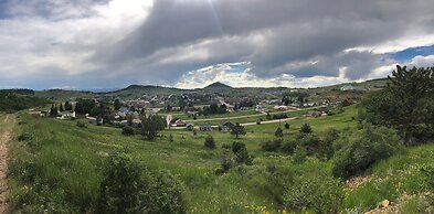 Gold King Mountain Inn