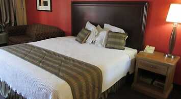 Best Classic Inn & Suites