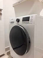 7Stonez Anggun Suites