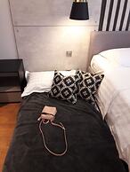 7Stonez Anggun Suites