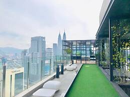 7Stonez Anggun Suites