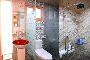 Wiyeonjae Hanok Stay