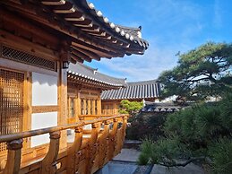 Wiyeonjae Hanok Stay