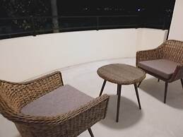 Tsuki No Michi Terrace