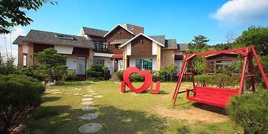 Gyeongju Orsay Pension