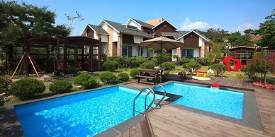 Gyeongju Orsay Pension