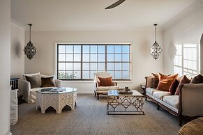 99 Acres Bangalow Retreat