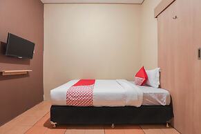 OYO 298 Gemilang Guesthouse