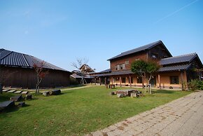 Ukawaonsen Vacation House