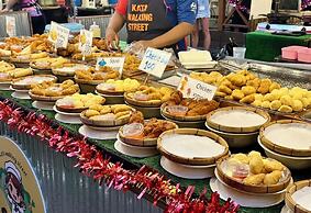 Sue at Cozy Guesthouse