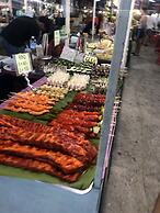 Sue at Cozy Guesthouse