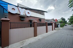 OYO 347 Bayang Brothers Guest House