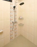 OYO 347 Bayang Brothers Guest House