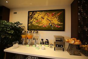 Aloha Hotel Nha Trang