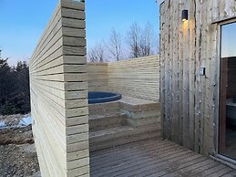 Au44 cottages - Arngrimslundur