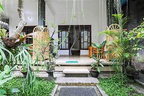 Artha Dewata Home Stay