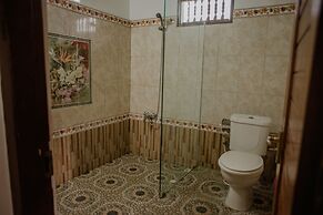 Artha Dewata Home Stay