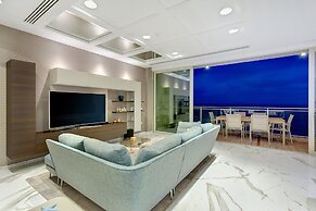 Super Luxury Apartment in Tigne Point, Amazing Ocean Views