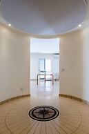 Bright, Spacious and Right in the Center