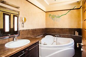 Grand Villa Santorini