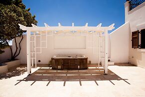 Grand Villa Santorini