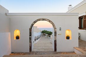 Grand Villa Santorini