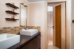 Grand Villa Santorini