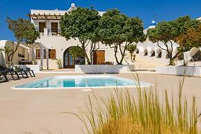 Grand Villa Santorini
