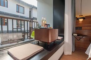 Hangzhou Backlighting Inn