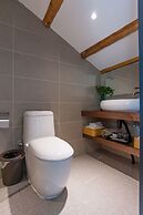 Hangzhou Backlighting Inn