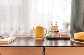 Hangzhou Backlighting Inn