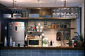 Hangzhou Backlighting Inn