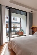 Hangzhou Backlighting Inn