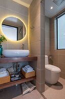 Hangzhou Backlighting Inn