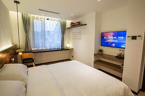 Hangzhou Backlighting Inn